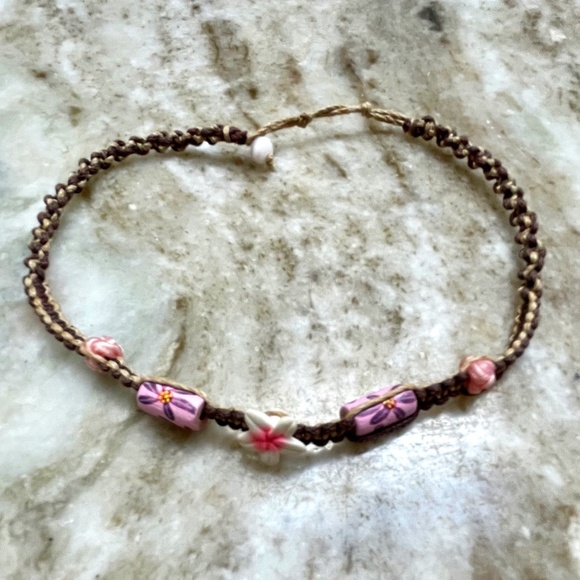 Beachy Pink Flower Necklace - Picture 1 of 5